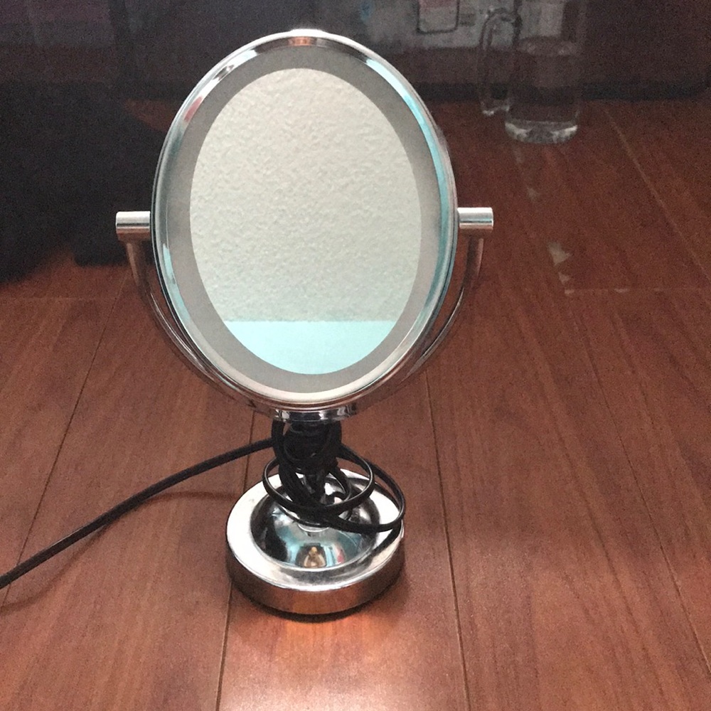 Mirror